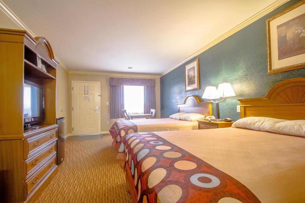 Super 8 By Wyndham Covington Otel Dış mekan fotoğraf
